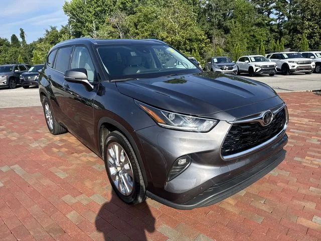 Used 2023 Gray Toyota Limited image 19