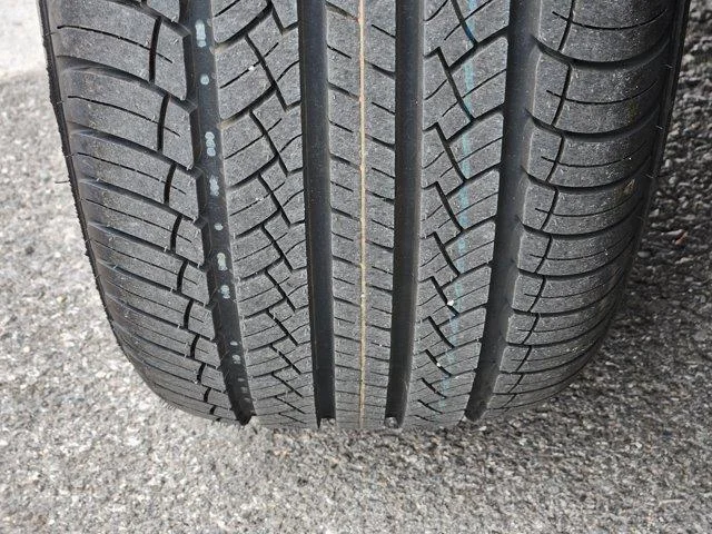 Used 2023 Super Black Nissan SL 4x2 image 10