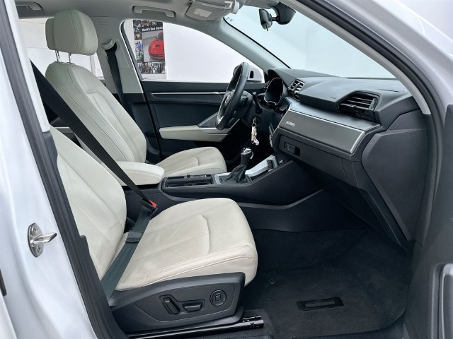 2025 Audi Q3 S Line Premium - Photo 15