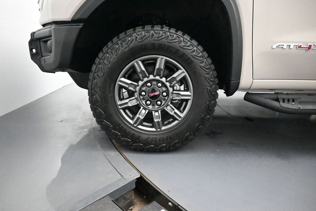 2026 GMC Sierra 1500 AT4X - Photo 8
