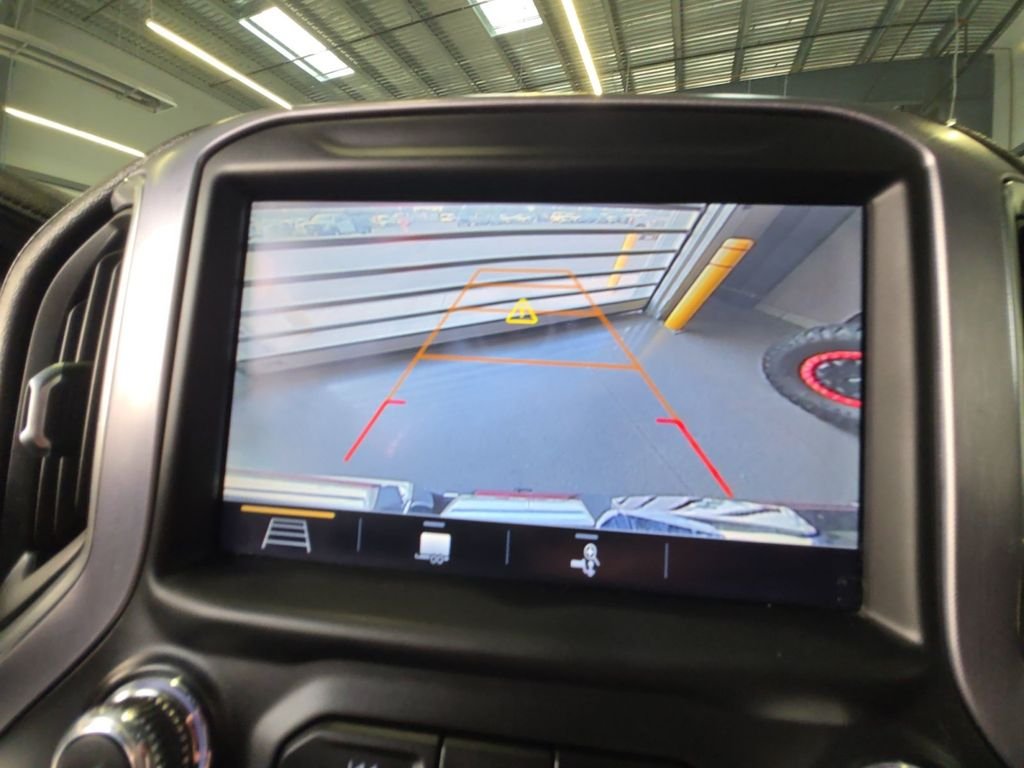 Used 2019 Blue GMC SLT image 16