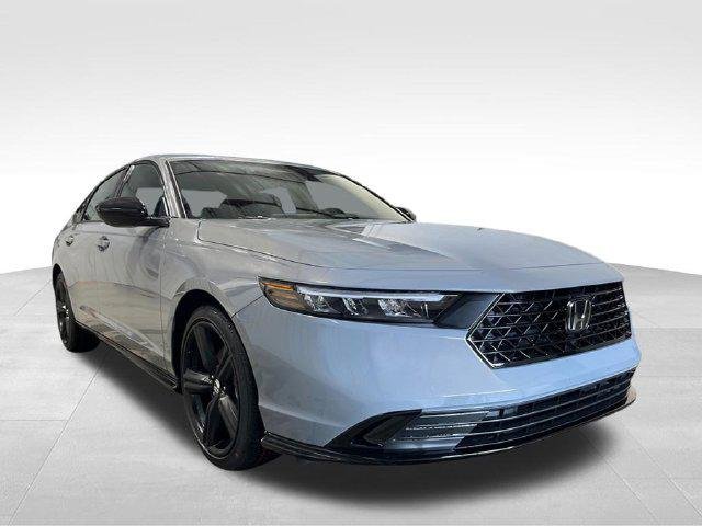 New 2026 Urban Gray Pearl Honda Sport-L image 10