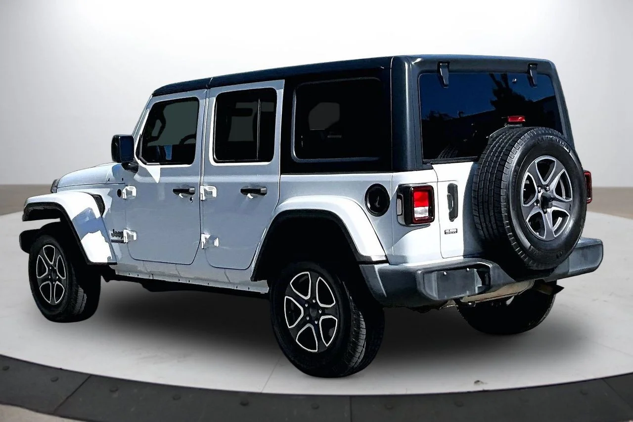Used 2021 White Jeep Sport S image 7