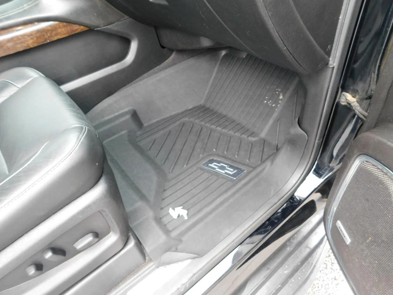 Used 2020 Black Chevrolet 2WD 4DR LT image 20