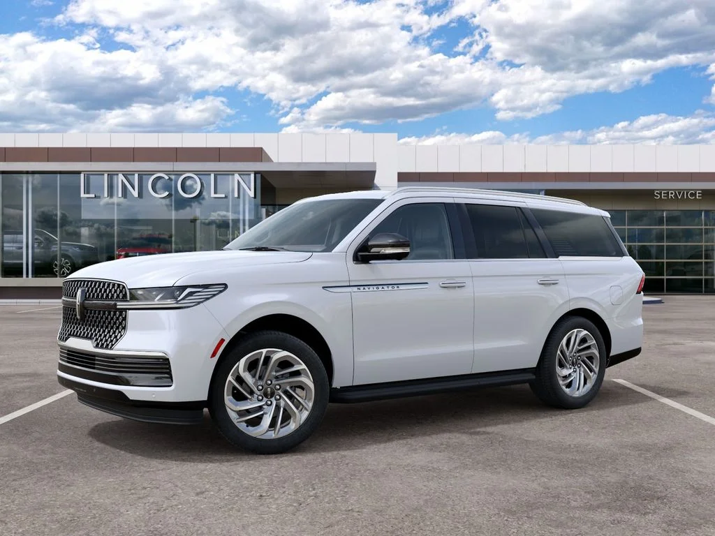 New 2027 Pristine White Metallic Tri-Coat Lincoln Premiere image 1