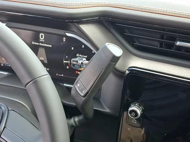 New 2026 Sterling Metallic GMC AT4 image 11