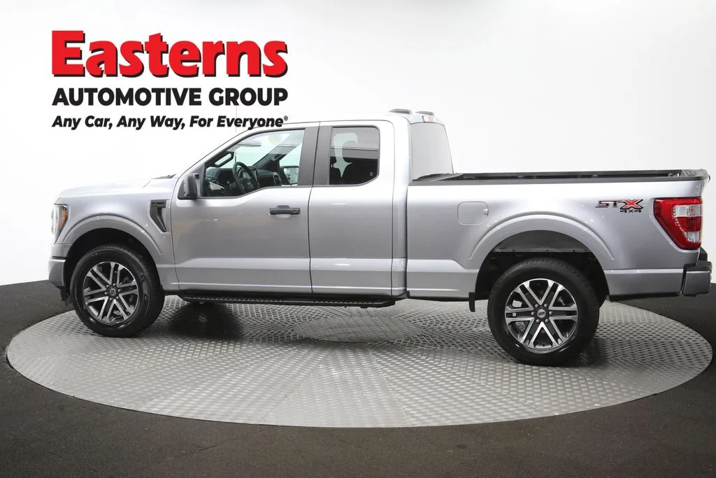 Used 2023 Silver Ford XL image 62