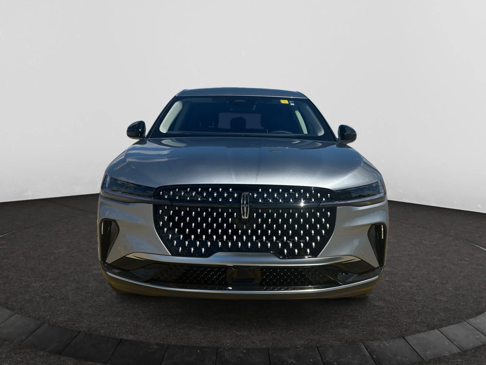 New 2026 Silver Radiance Metallic Clearcoat Lincoln Premiere image 8