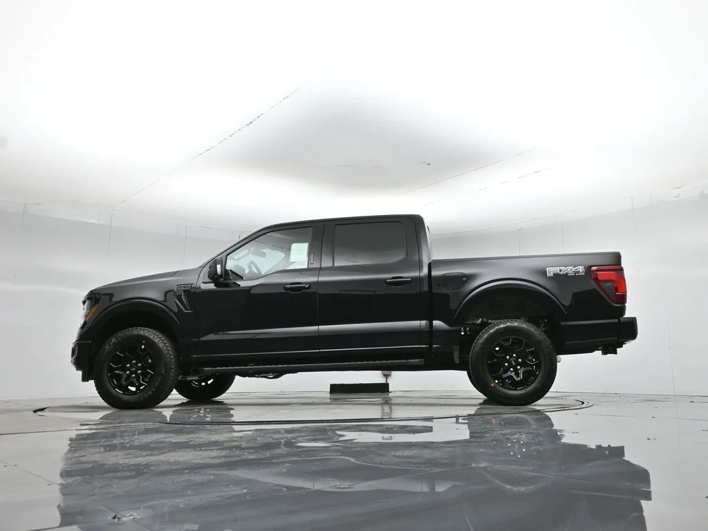 New 2026 Agate Black Metallic Ford XLT image 57