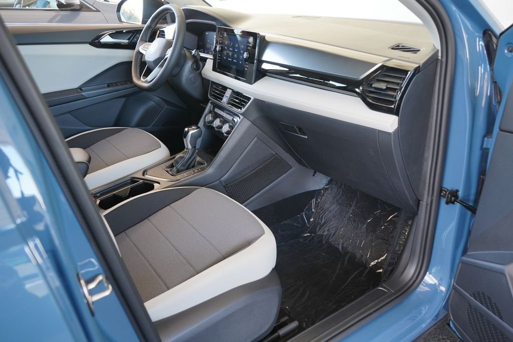 New 2027 Monterey Blue Pearl Volkswagen 1.5T S image 30
