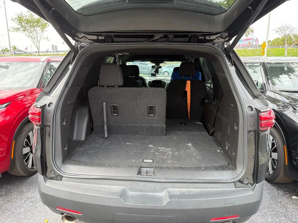 Used 2023 Mosaic Black Metallic Chevrolet LT image 8