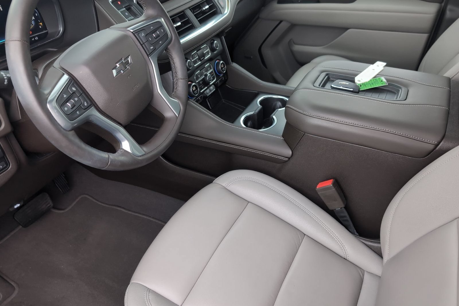 Used 2023 Dark Ash Metallic Chevrolet Z71 image 3