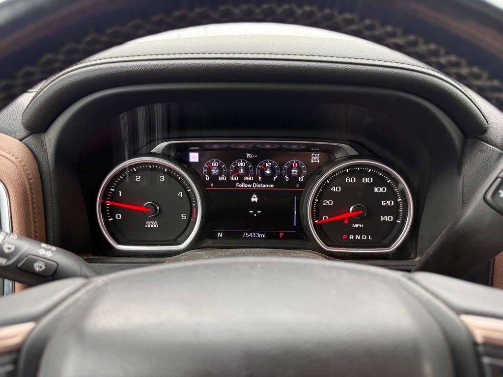 Used 2022 Silver Ice Metallic Chevrolet High Country image 10