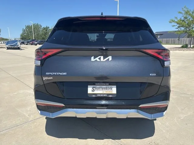 Used 2023  Kia SX-Prestige image 21