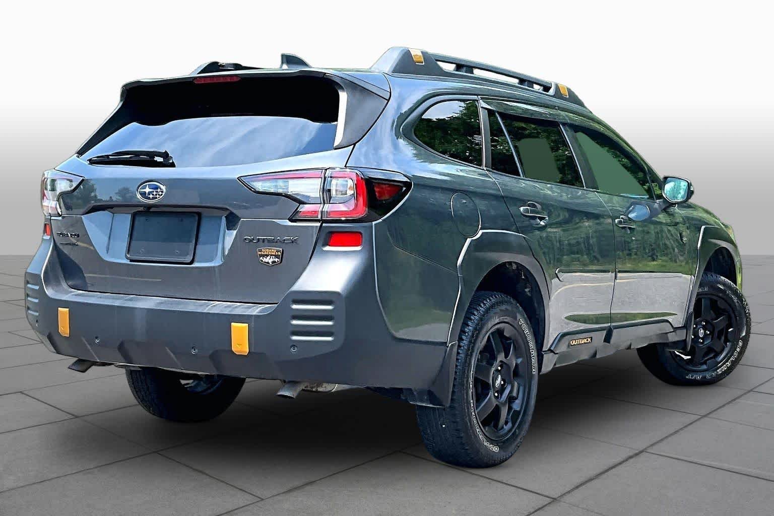 Used 2023 Magnetite Gray Metallic Subaru Wilderness image 13