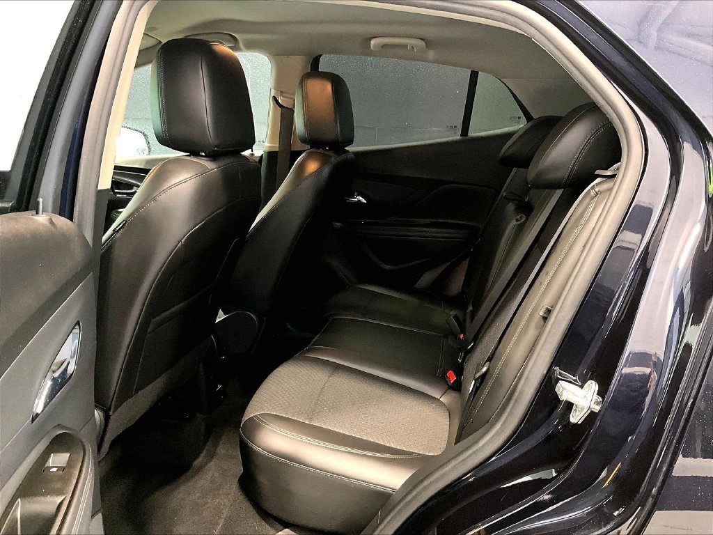 Used 2022 Blue Buick Preferred image 15