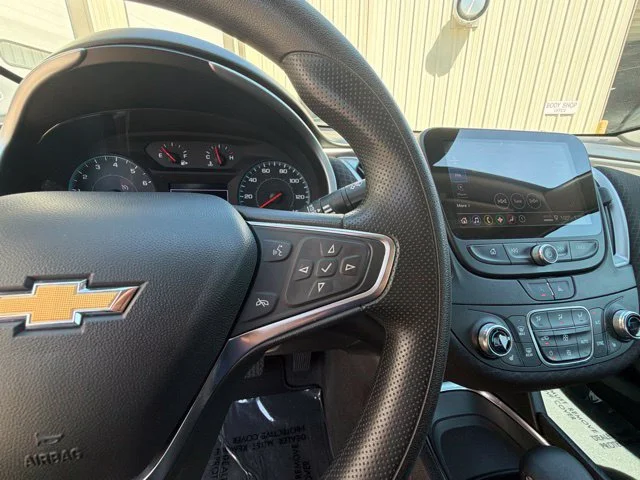 Used 2024 Gray Chevrolet LT image 29