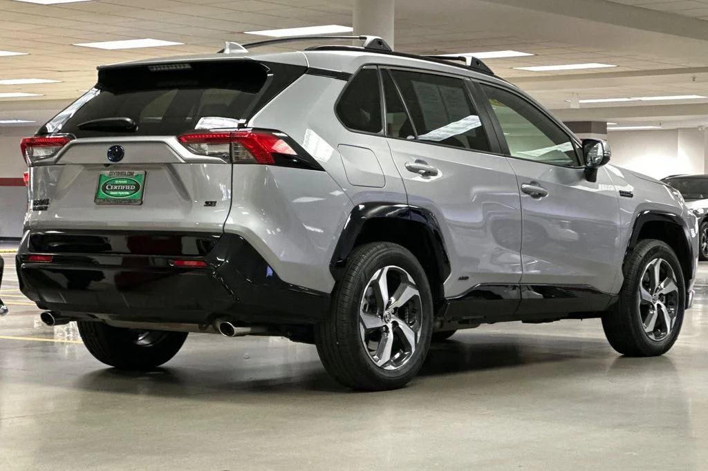 Certified Used 2024 Silver Toyota SE image 4