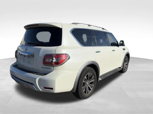 Used 2018 White Nissan Platinum image 10
