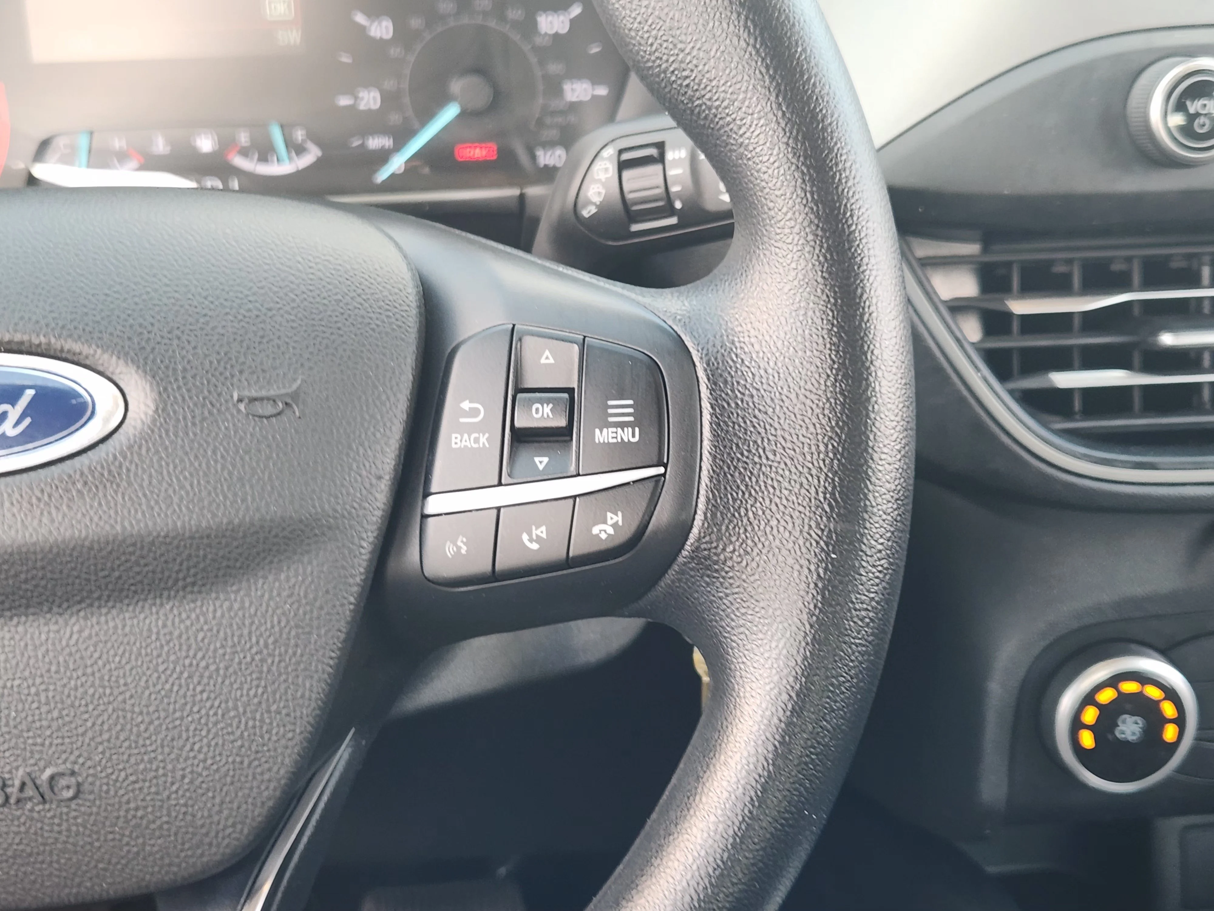 Used 2020  Ford S image 27