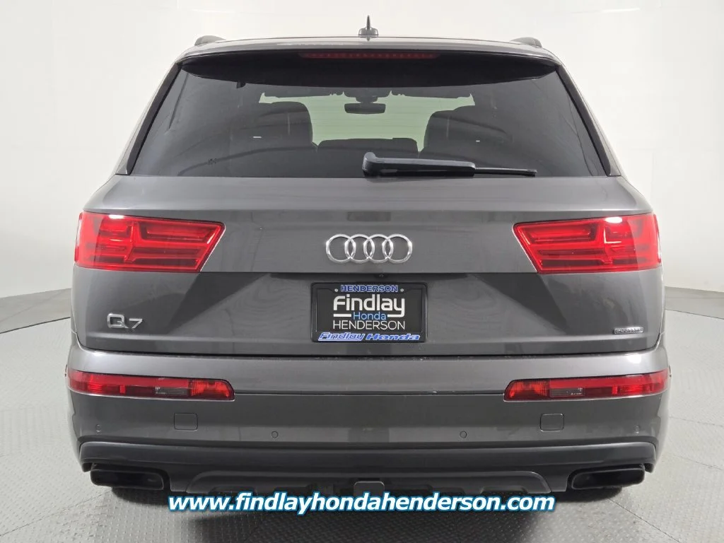 Used 2019 Gray Metallic Audi 55 SE Premium Plus image 5