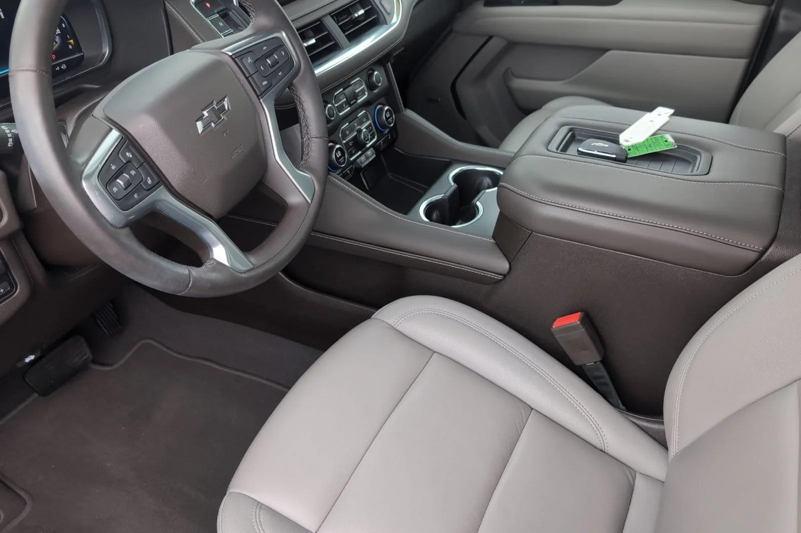 Used 2023 Dark Ash Metallic Chevrolet Z71 image 3