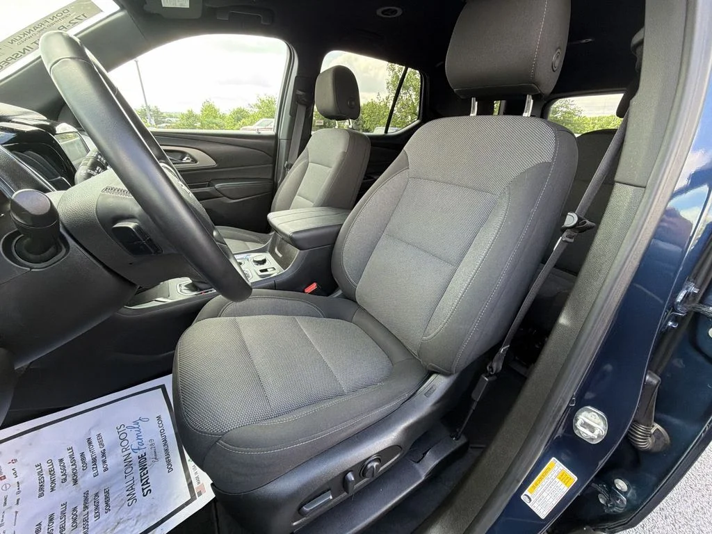 Used 2023 Blue Chevrolet LT image 15