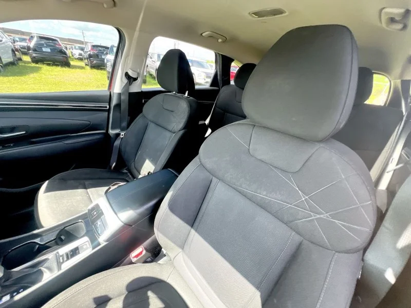 Used 2022 RED Hyundai SEL image 15