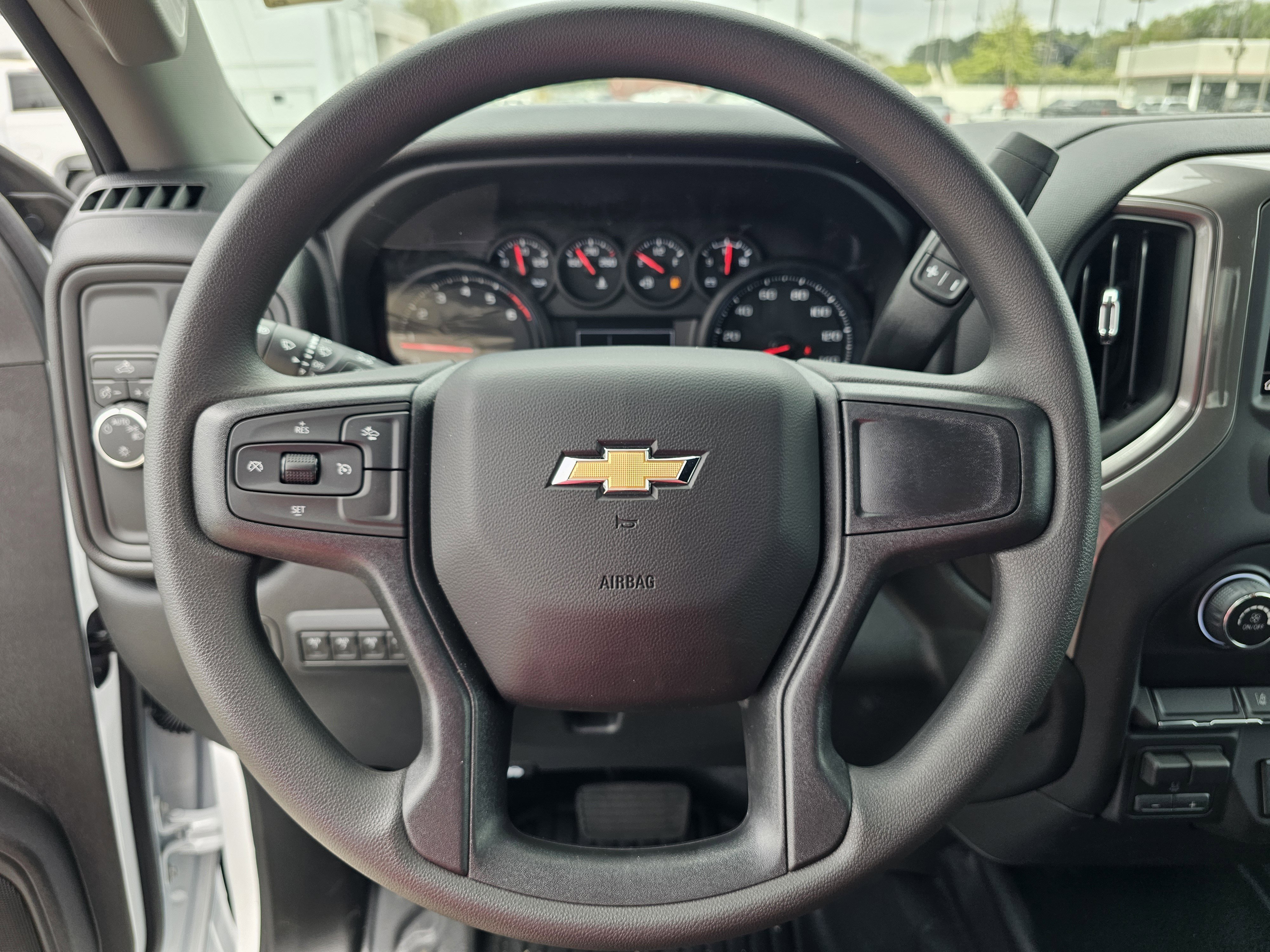 New 2026 Summit White Chevrolet WT image 23