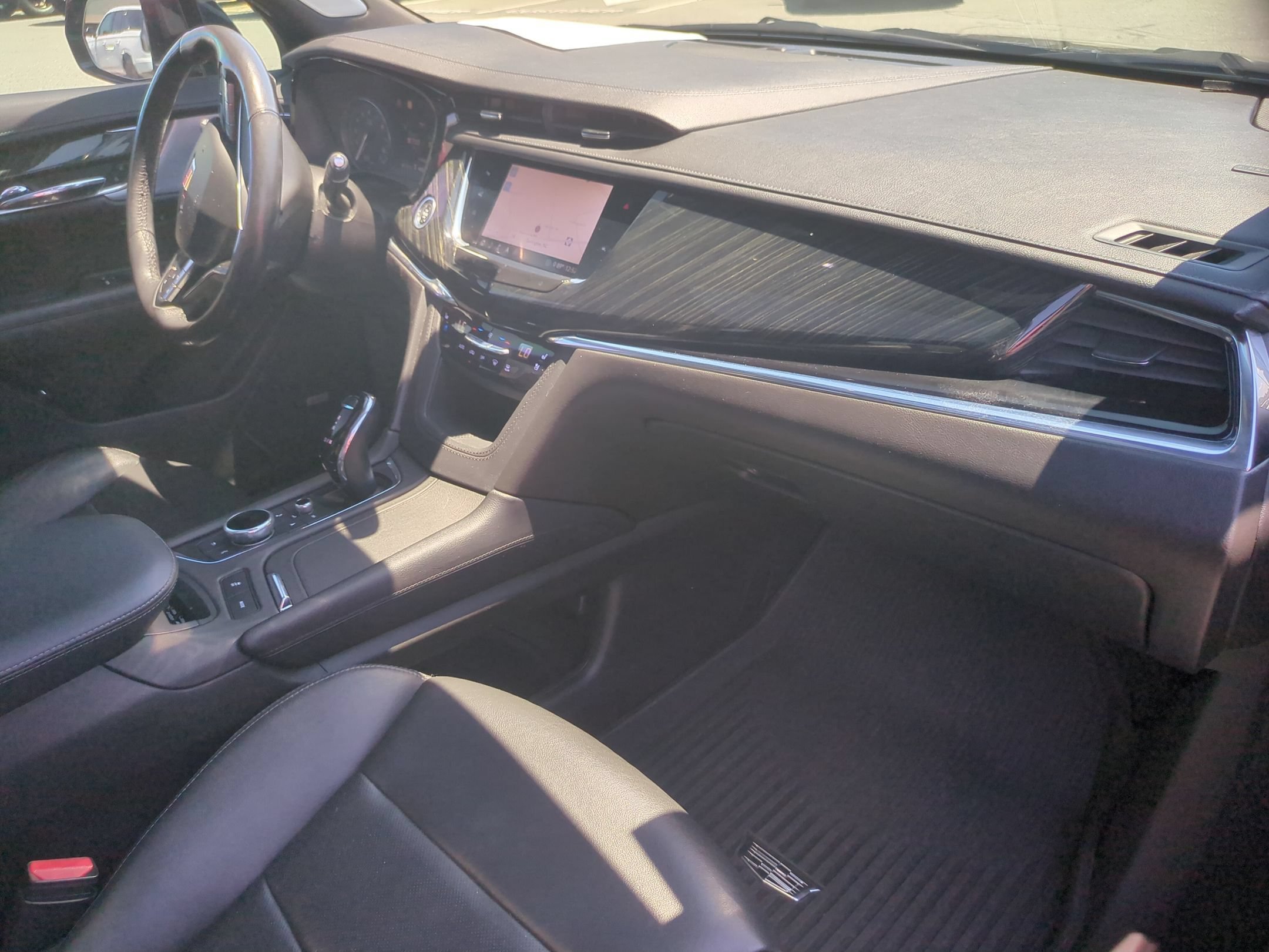 Used 2020 Stellar Black Metallic Cadillac AWD Premium Luxury image 38