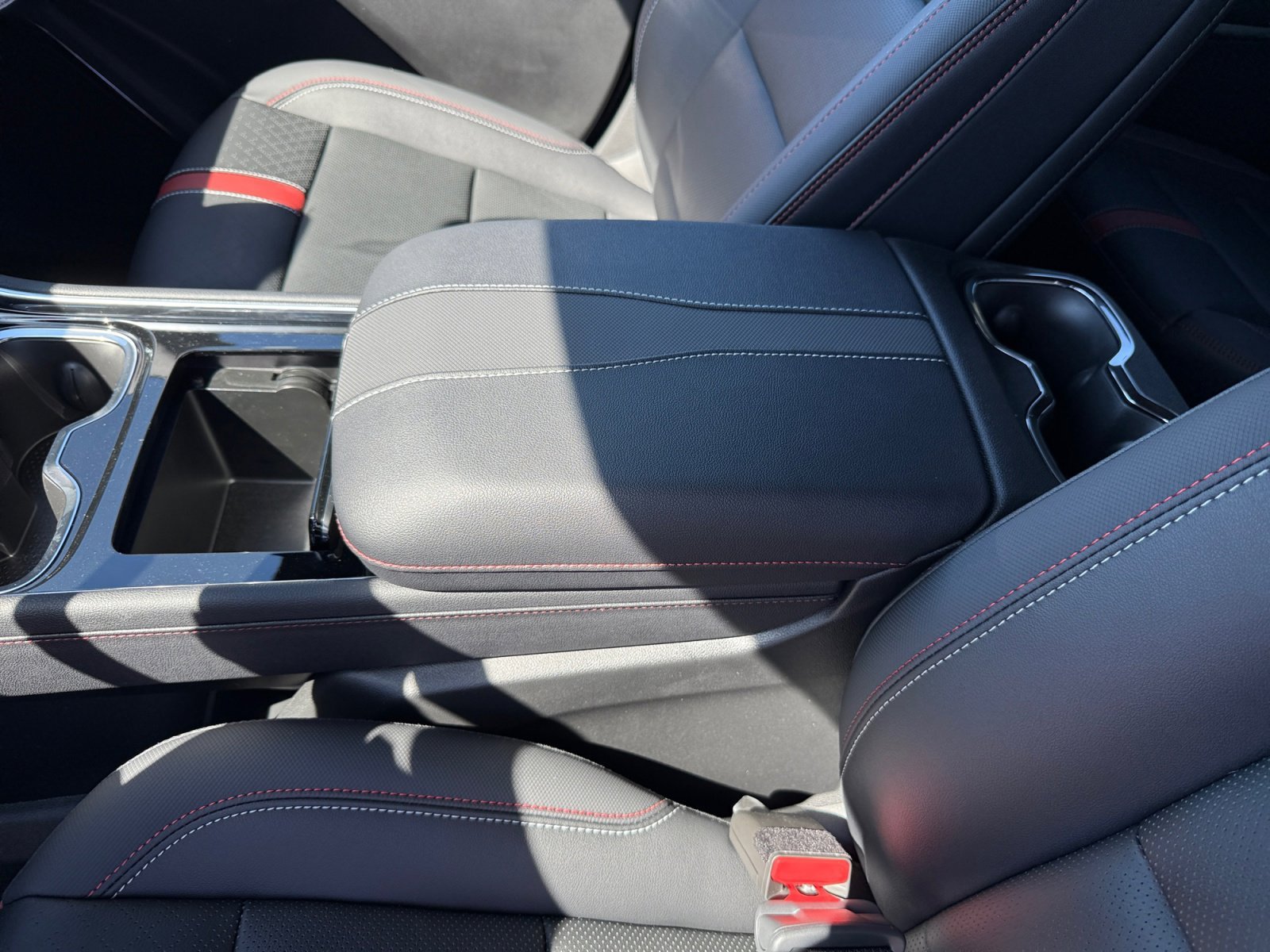 2025 Chevrolet Traverse RS - Photo 14