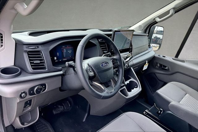 New 2026 Oxford White Ford XLT image 5