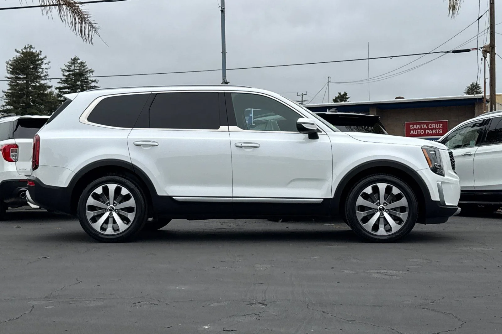 Certified Used 2021 Snow White Pearl Kia S image 27