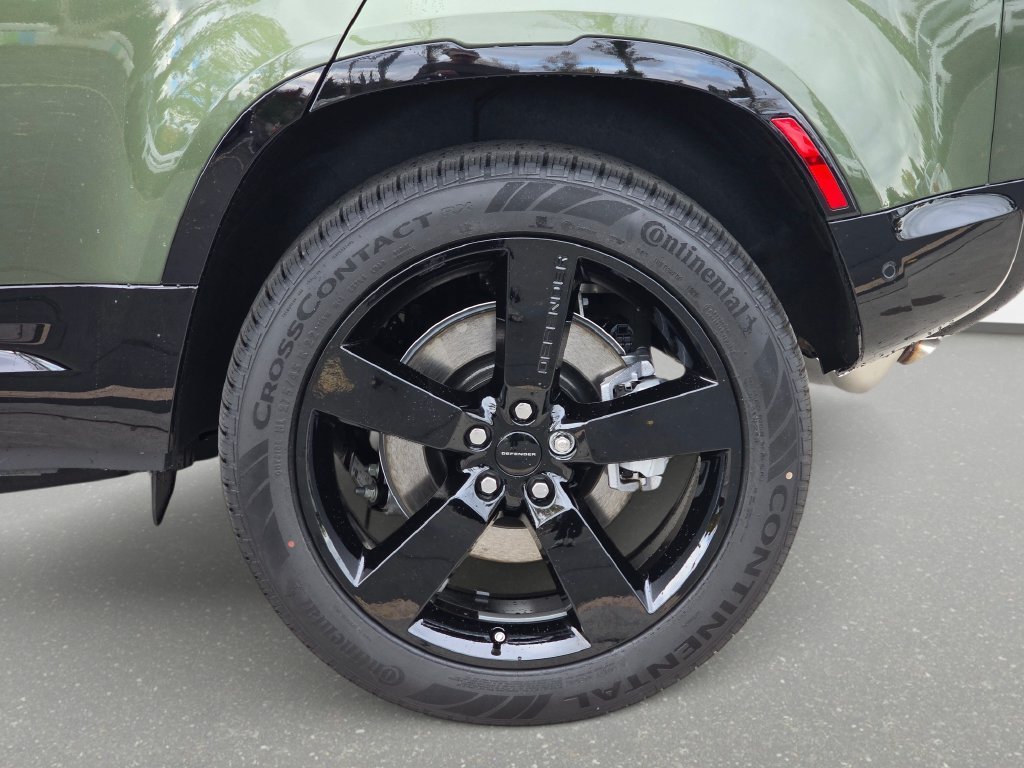 New 2026 Woolstone Green LAND ROVER X-Dynamic SE image 35