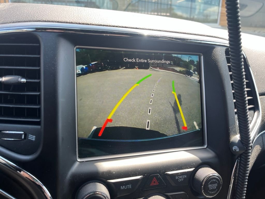 Certified Used 2018 Gray Jeep Limited image 4