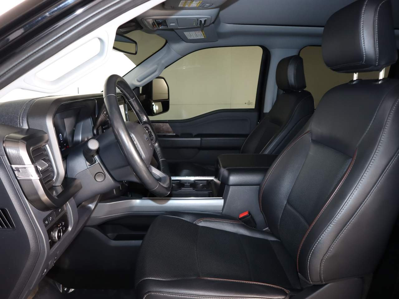 Used 2023 Agate Black Ford Lariat Crew Cab image 15