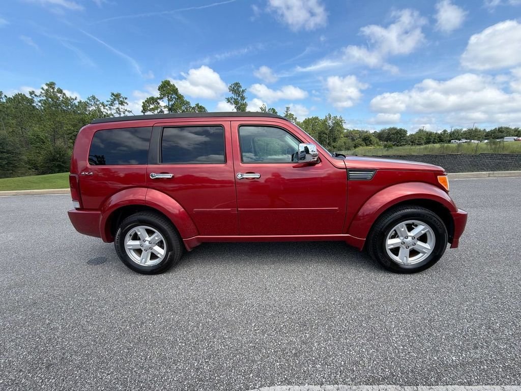 Used 2010 Red Dodge SXT image 3