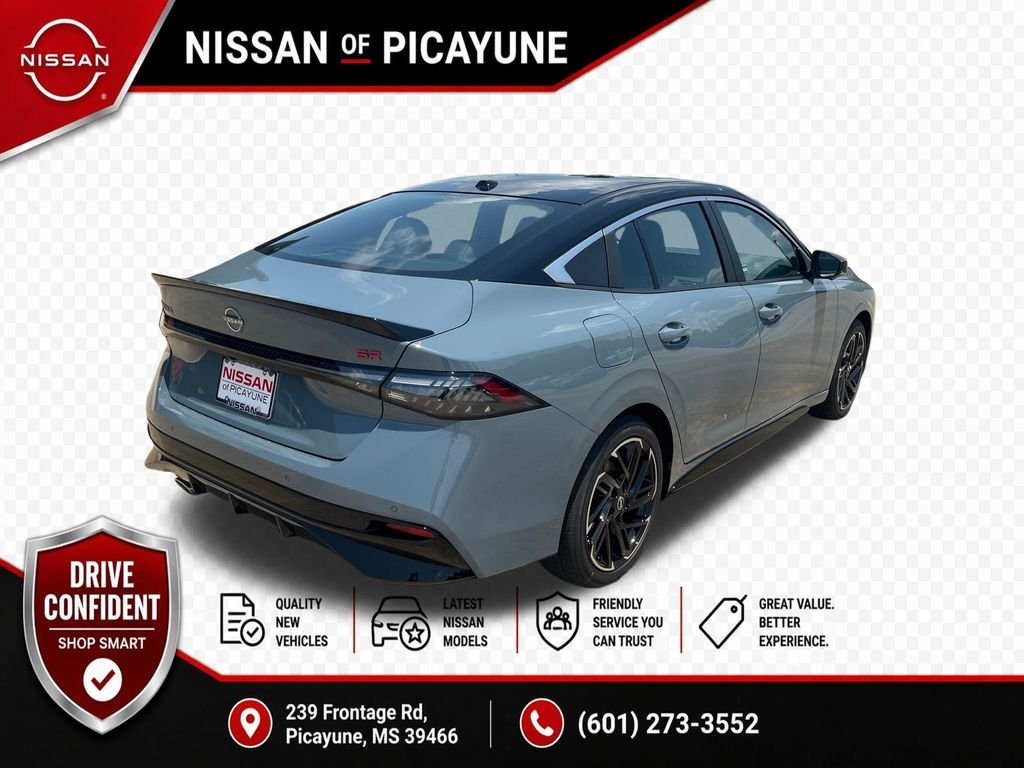 New 2026 Atlantic Gray Metallic / Super Black Two-tone Nissan SR image 5