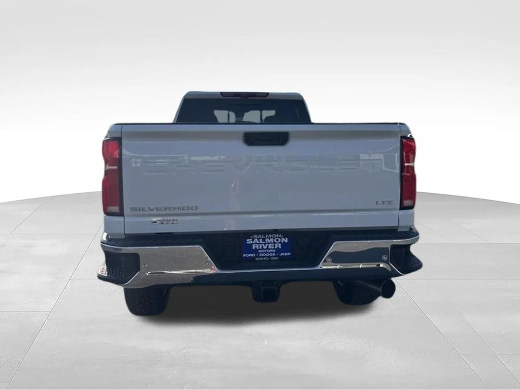 2025 Chevrolet Silverado 3500HD LTZ - Photo 6