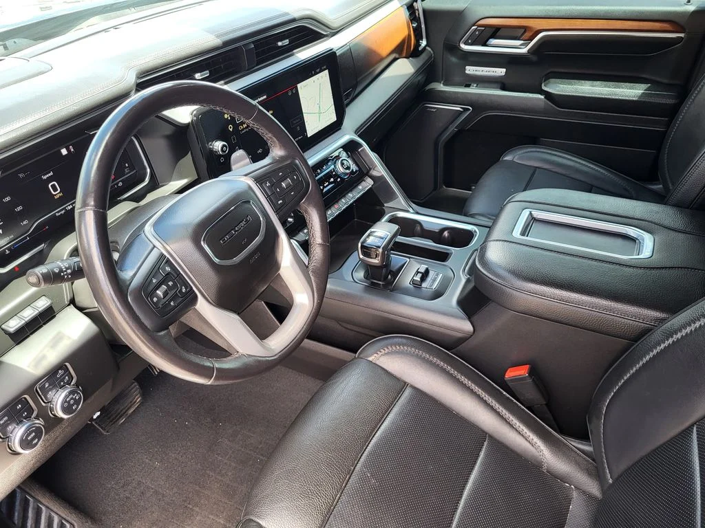 Used 2022 Onyx Black GMC Denali image 10