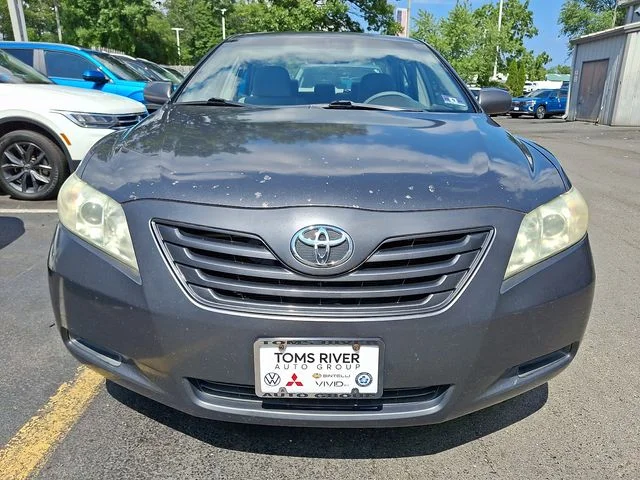 Used 2009 Gray Toyota LE image 2