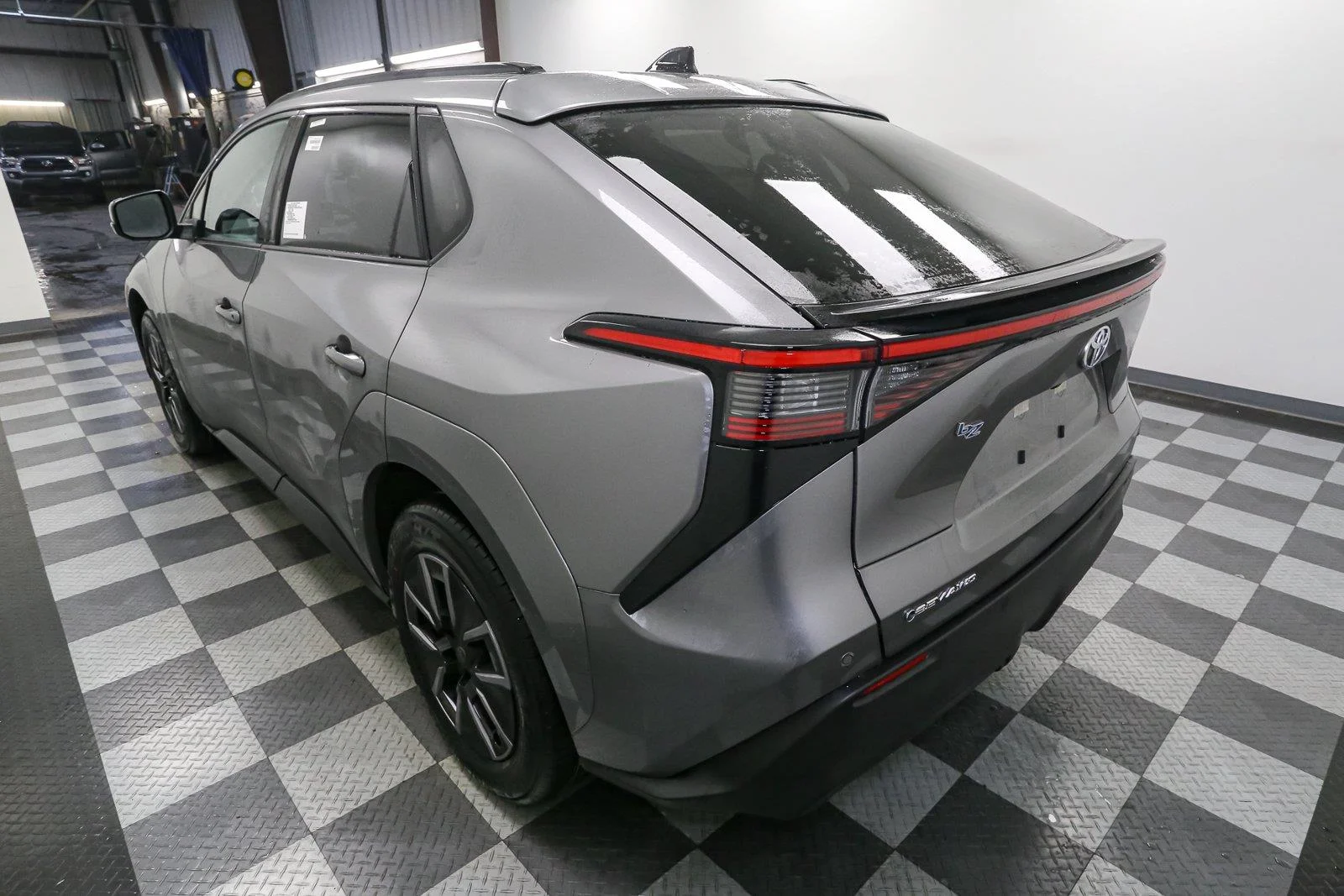 New 2026 Heavy Metal [extra_cost_color] Toyota XLE image 9