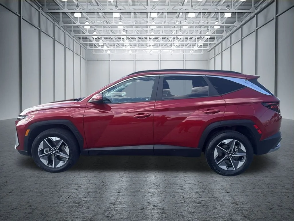 Used 2026 Red Hyundai SEL image 9