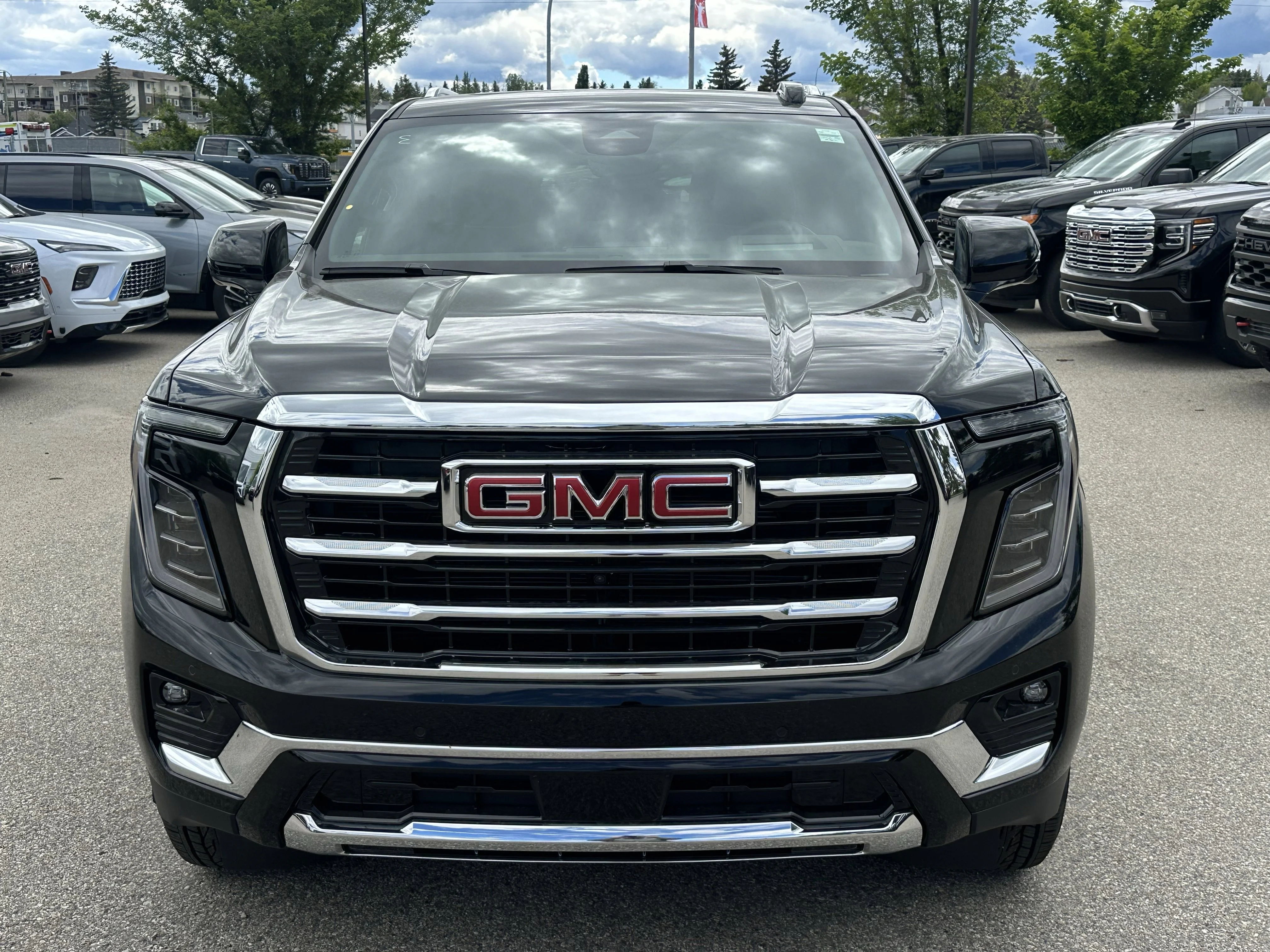 New 2026 Onyx Black GMC Elevation image 2