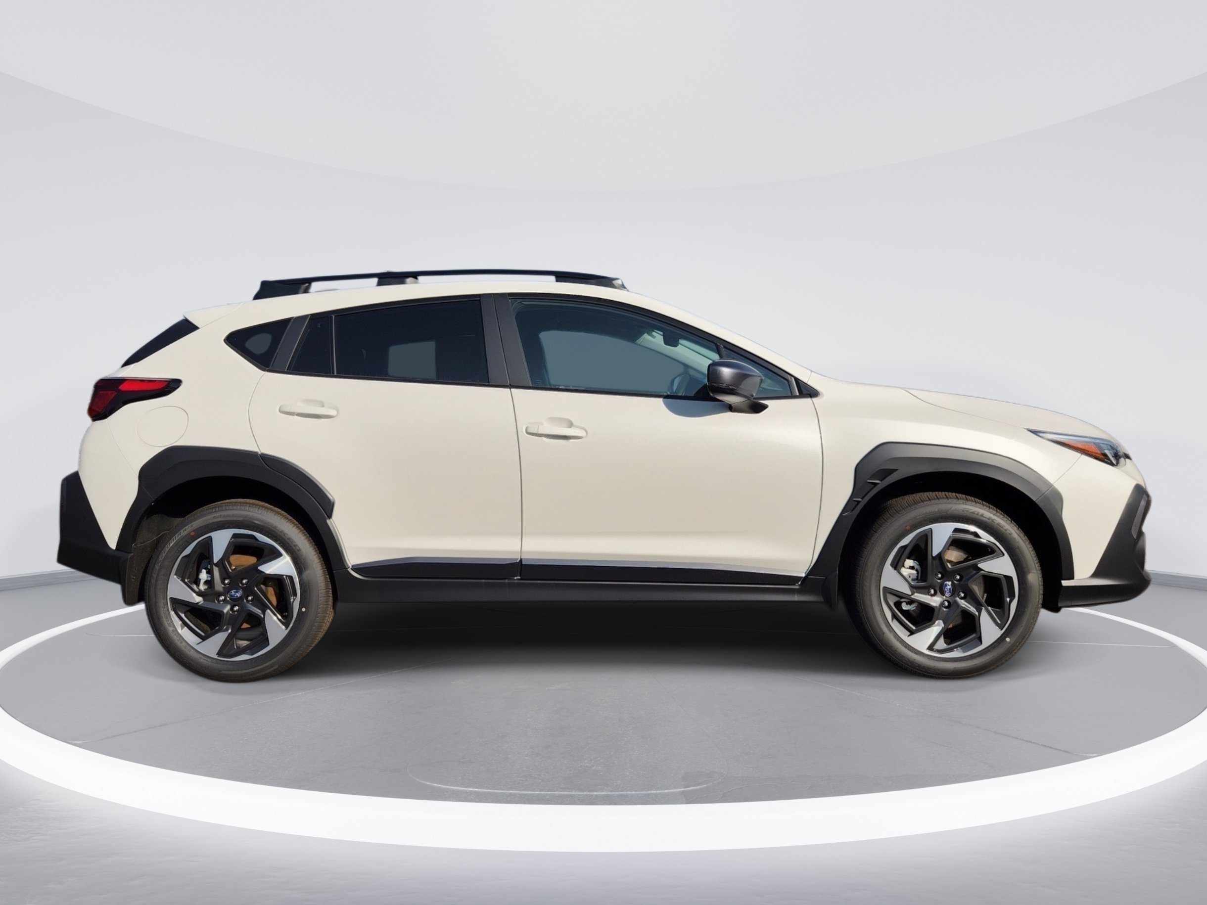New 2026 CRYSTAL WHITE PEARL Subaru Limited image 4
