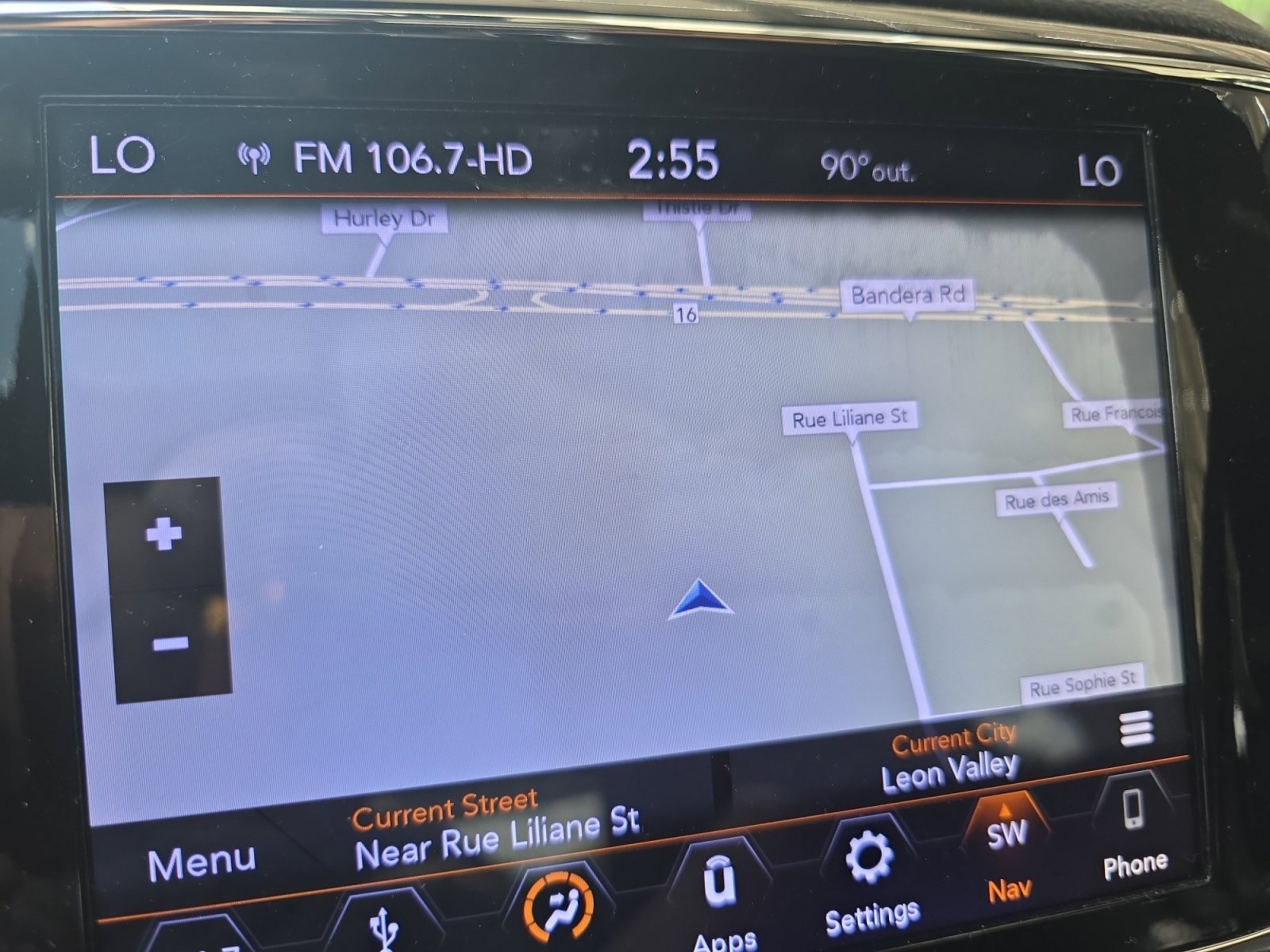 Used 2019 Bright White Clearcoat Jeep Altitude image 12