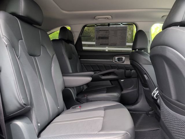 New 2026 Wolf Gray Kia X-Line SX AWD image 27