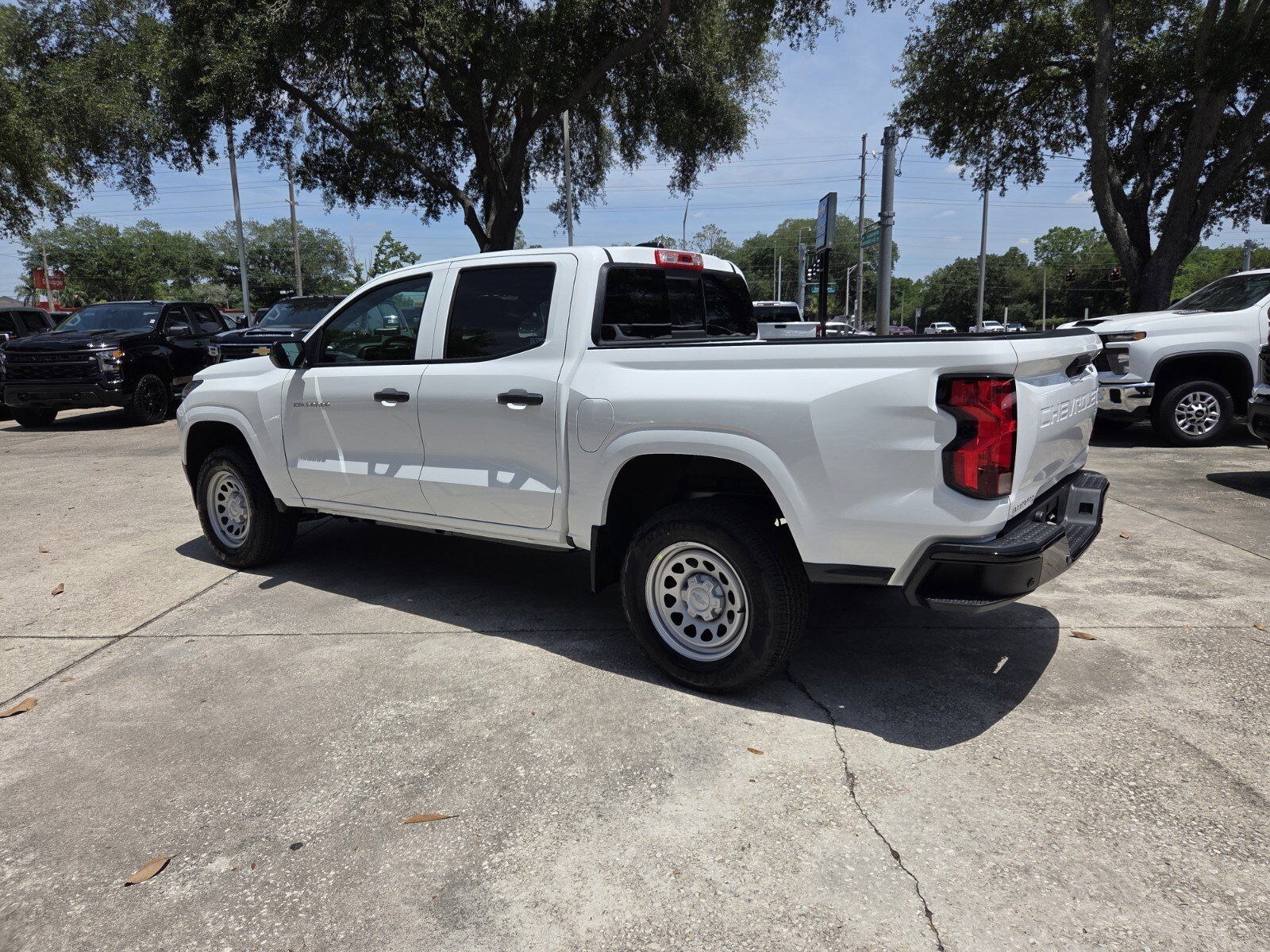 New 2026 Summit White Chevrolet WT image 8
