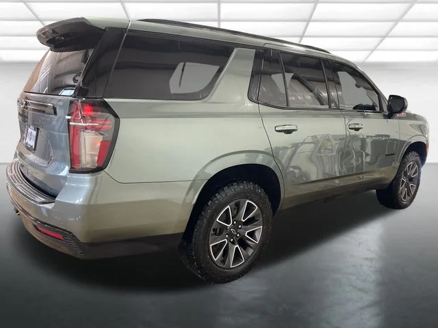 Used 2024 Green Chevrolet Z71 image 5