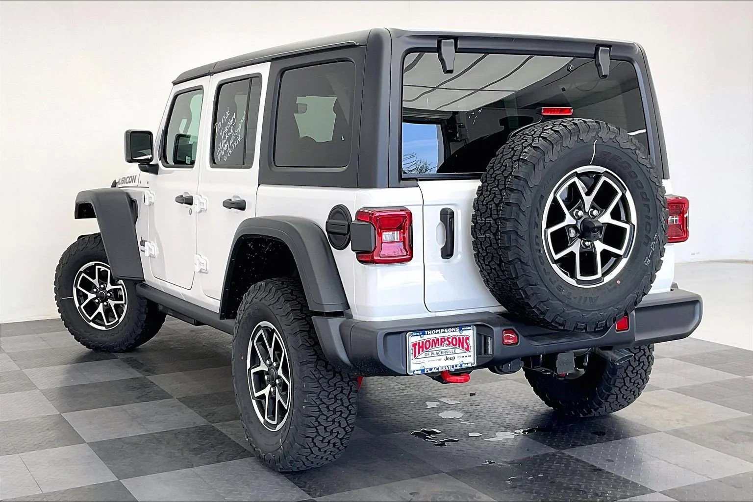 New 2026 Bright White Clearcoat Jeep Rubicon image 2